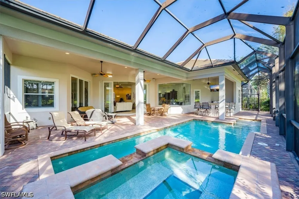 Strada Bella Court Naples, FL 34119