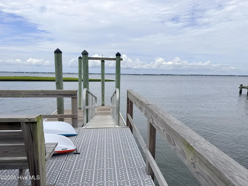 2006 Emerald Drive #B Emerald Isle, NC 28594