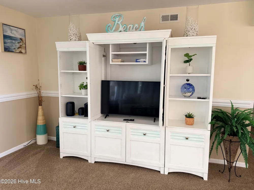 2006 Emerald Drive #B Emerald Isle, NC 28594
