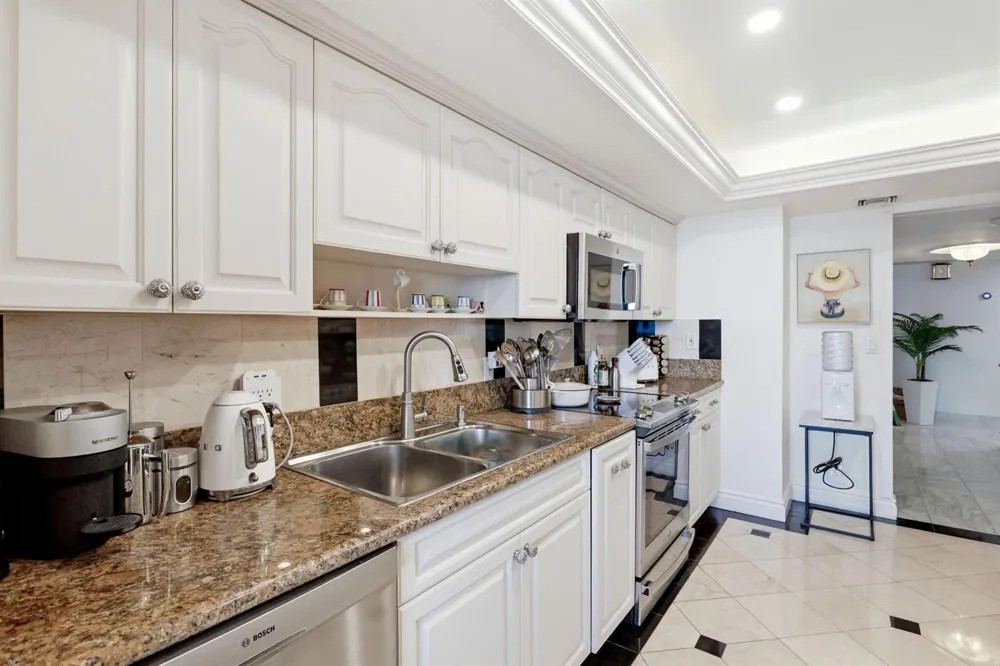1800 S Ocean Boulevard #708 Pompano Beach, FL 33062