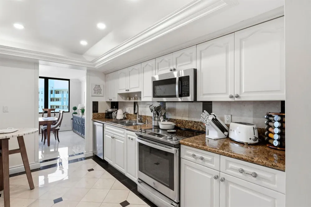 1800 S Ocean Boulevard #708 Pompano Beach, FL 33062