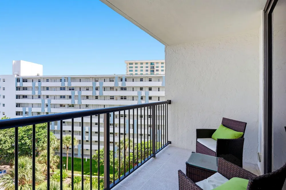 1800 S Ocean Boulevard #708 Pompano Beach, FL 33062