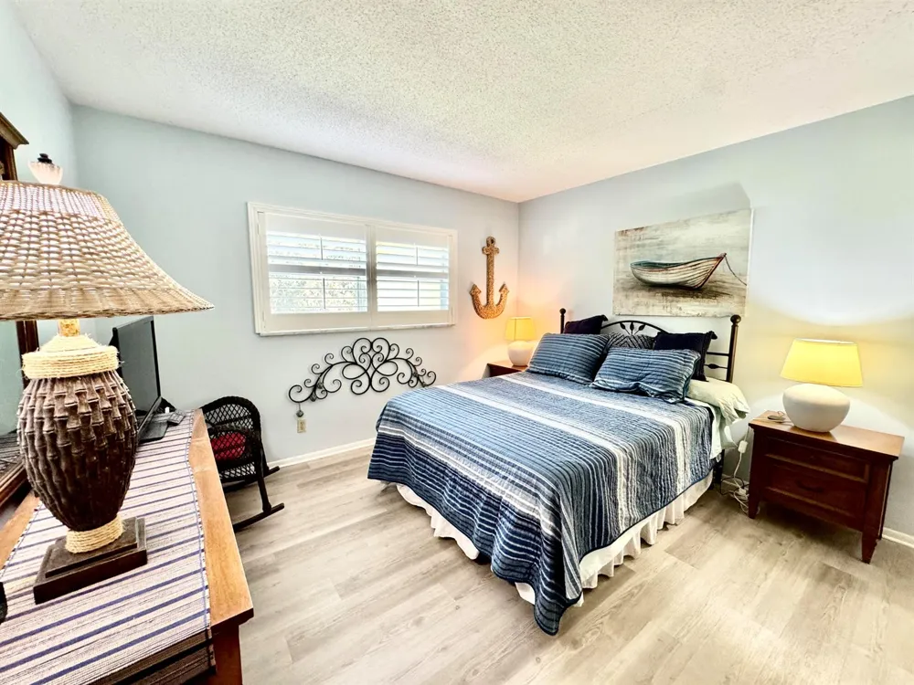 1100 PONCE DE LEON CIRCLE #E306 Vero Beach, FL 32960