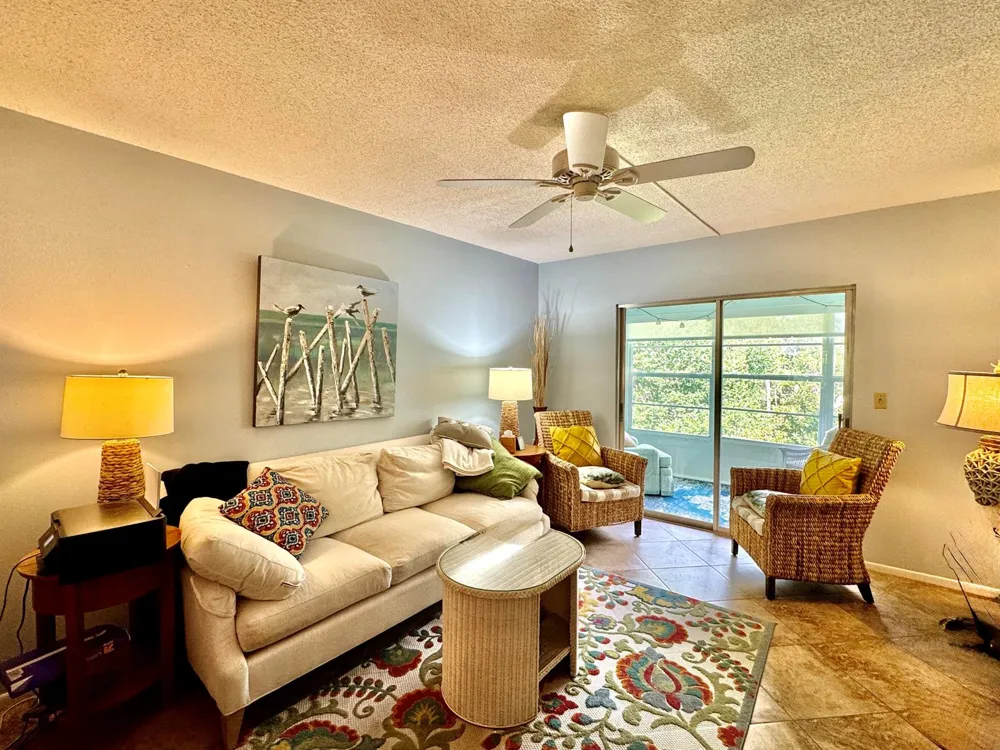 1100 PONCE DE LEON CIRCLE #E306 Vero Beach, FL 32960