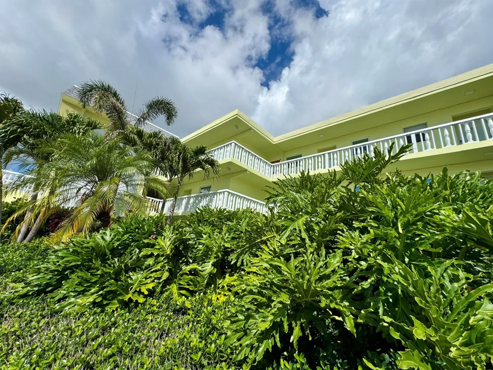 1100 PONCE DE LEON CIRCLE #E306 Vero Beach, FL 32960
