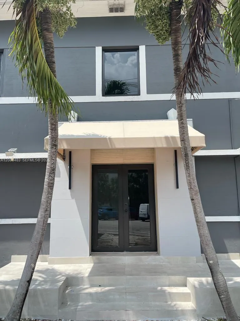 7128 Indian Creek Dr #6 Miami Beach, FL 33141