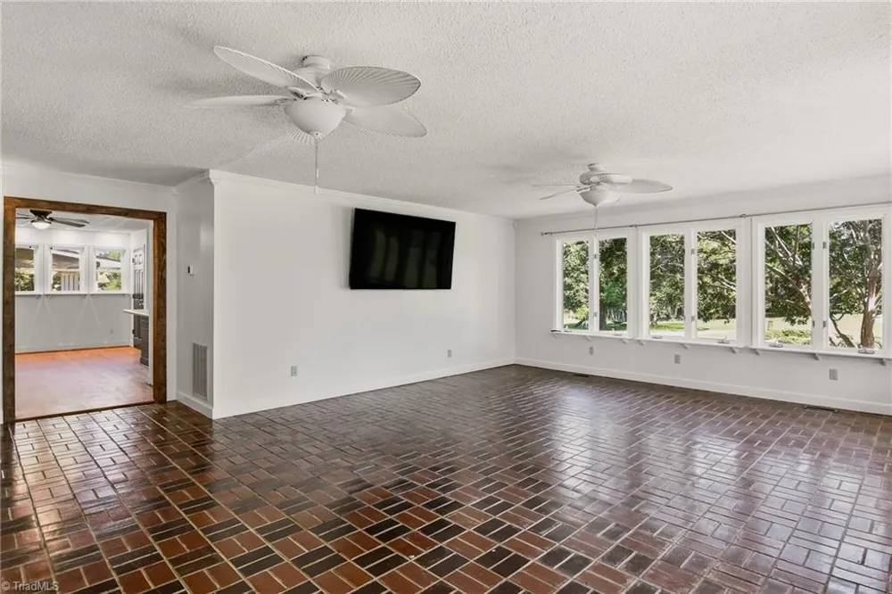 1728 Old Stage Road Yadkinville, NC 27055