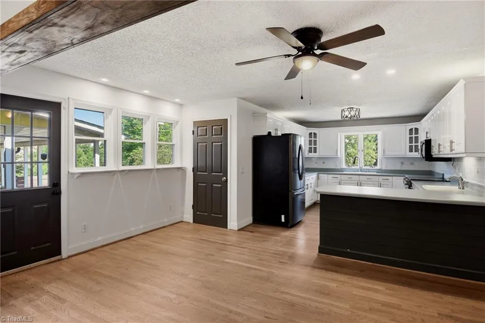 1728 Old Stage Road Yadkinville, NC 27055