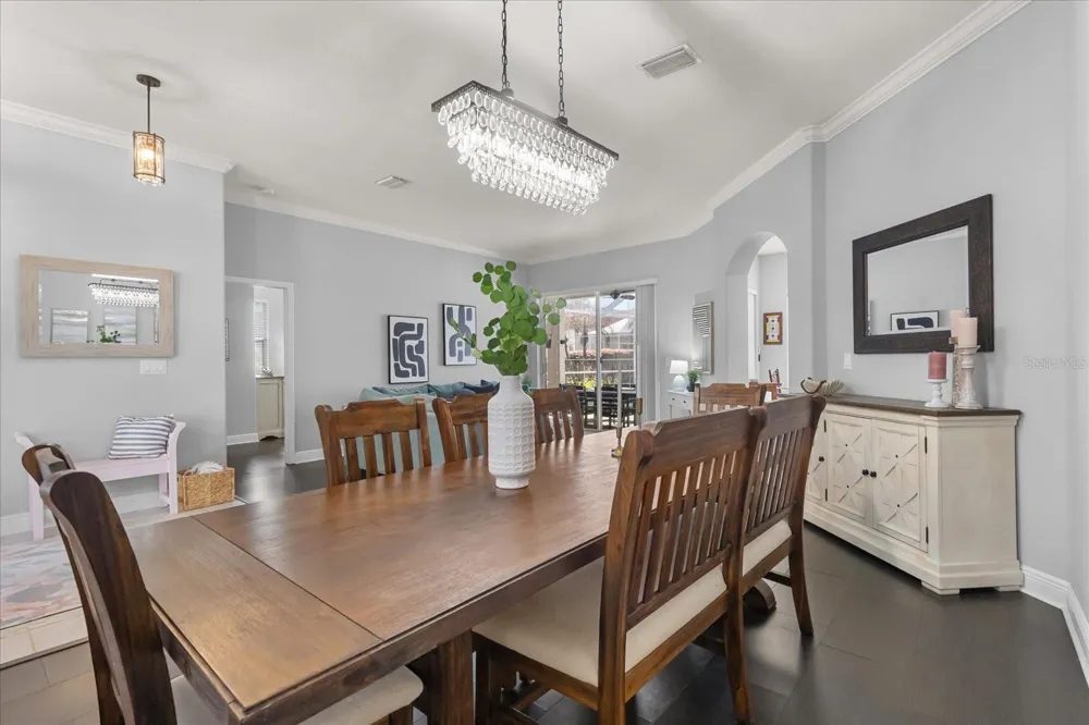 10207 ARBOR SIDE DRIVE Tampa, FL 33647