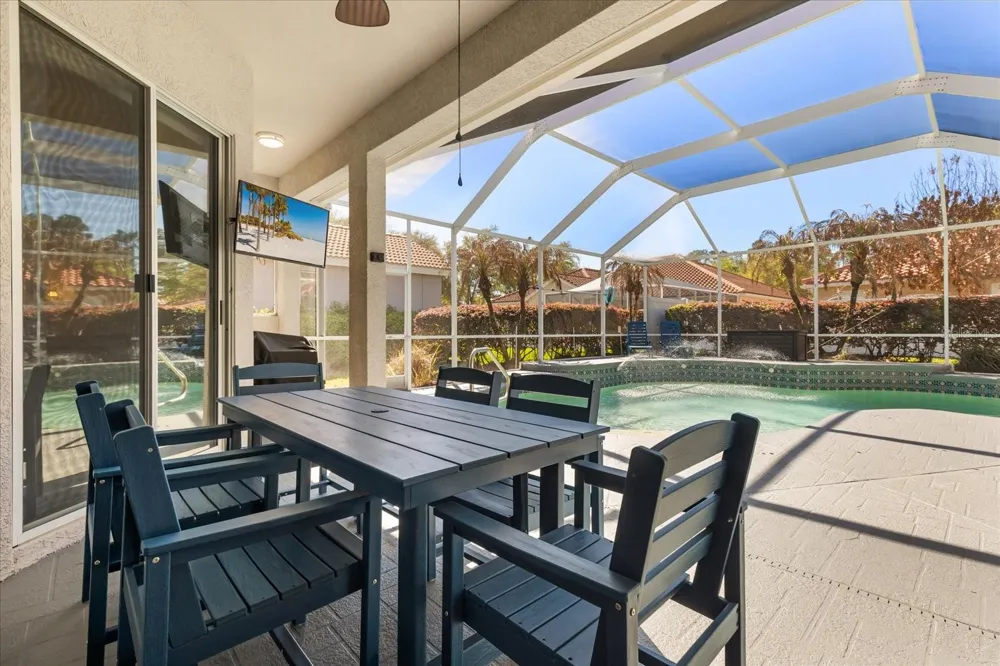 10207 ARBOR SIDE DRIVE Tampa, FL 33647