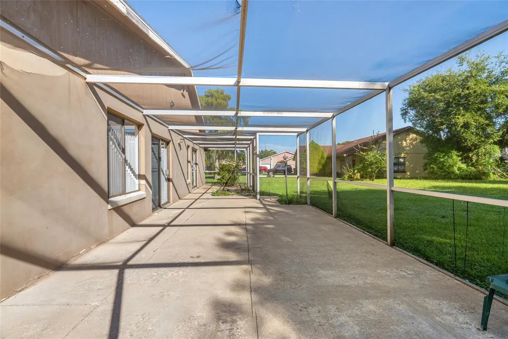 712 E FLAG WAY Kissimmee, FL 34759