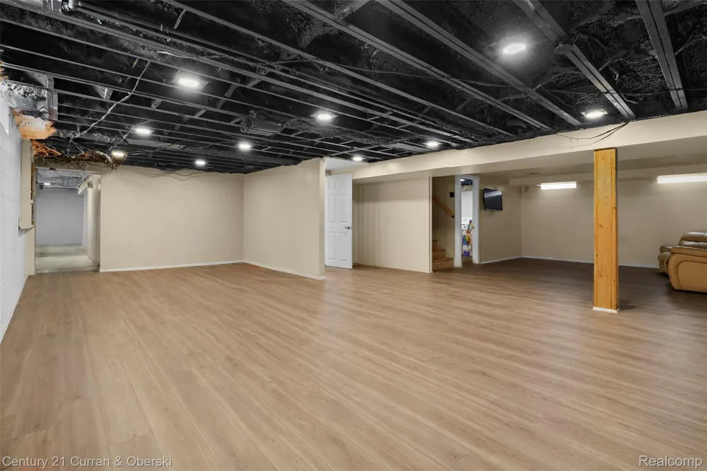 6151 Oakman Boulevard Dearborn City, MI 48126
