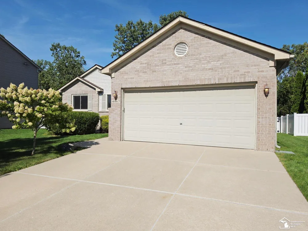 4067 Stone Post Road Berlin Charter Township, MI 48166