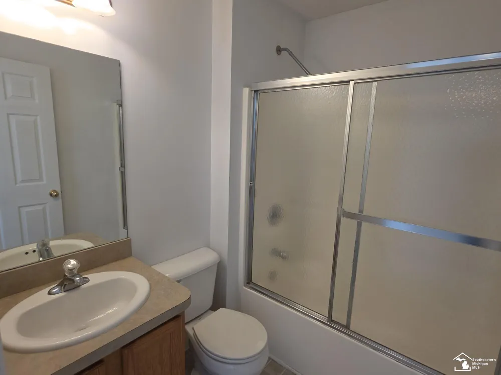 4067 Stone Post Road Berlin Charter Township, MI 48166