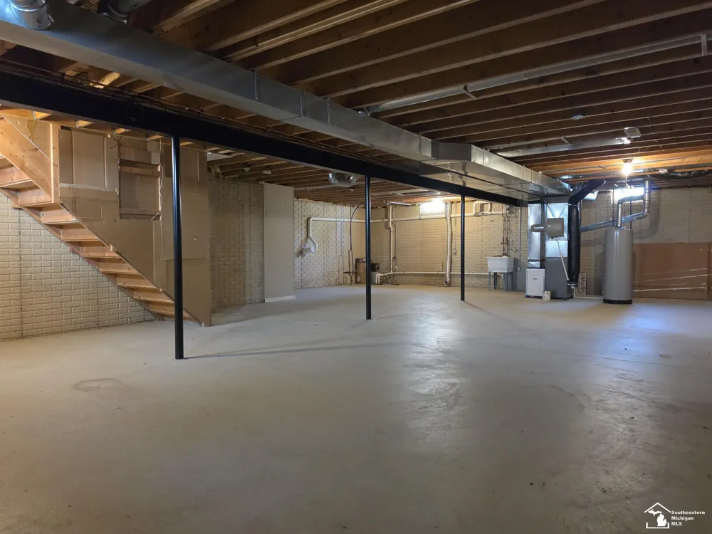 4067 Stone Post Road Berlin Charter Township, MI 48166