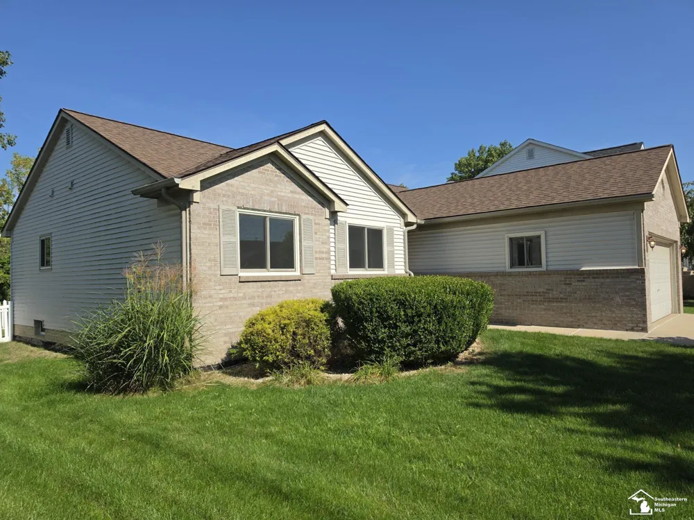 4067 Stone Post Road Berlin Charter Township, MI 48166
