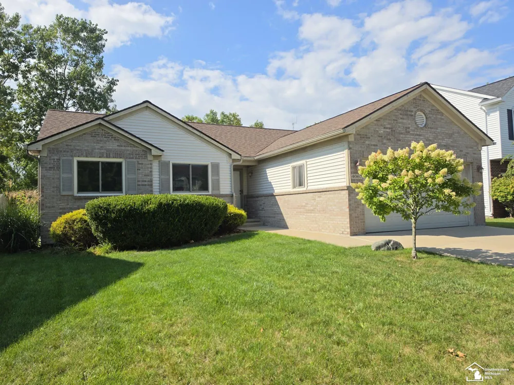 4067 Stone Post Road Berlin Charter Township, MI 48166