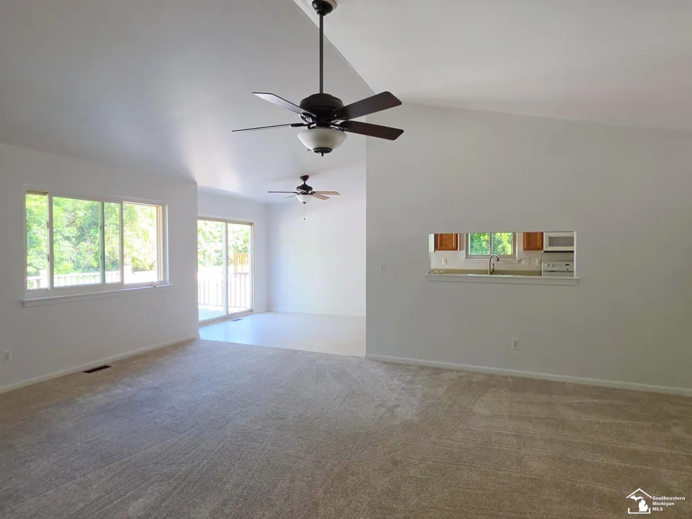 4067 Stone Post Road Berlin Charter Township, MI 48166