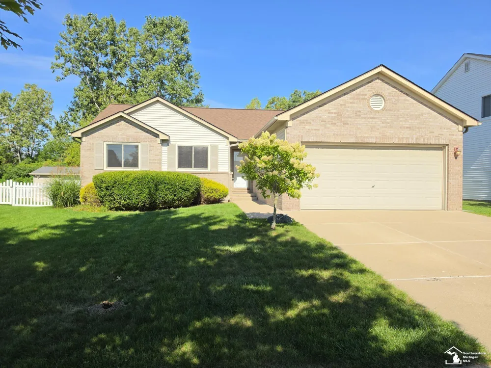4067 Stone Post Road Berlin Charter Township, MI 48166