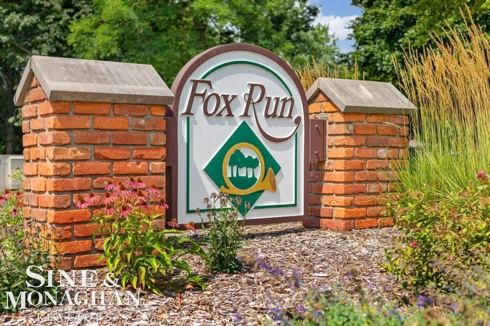 6798 FOX LANE Waterford Charter Township, MI 48327