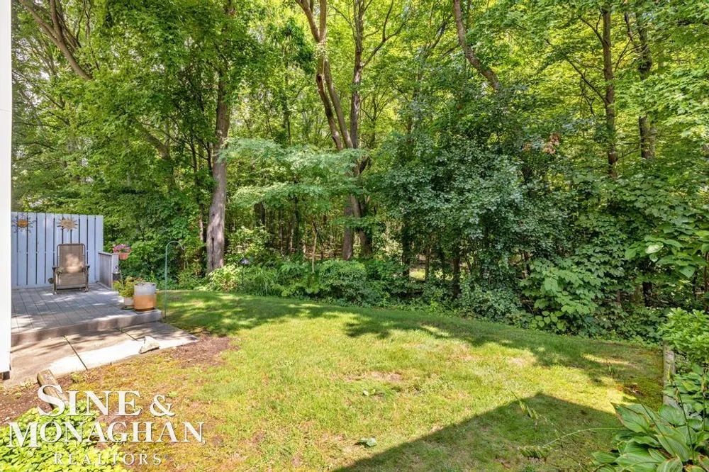 6798 FOX LANE Waterford Charter Township, MI 48327
