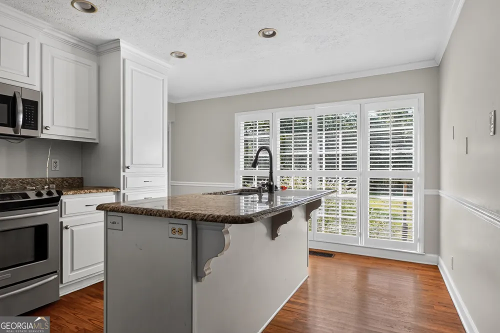 2210 E Doublegate DR Albany, GA 31721