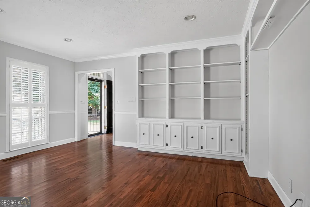 2210 E Doublegate DR Albany, GA 31721