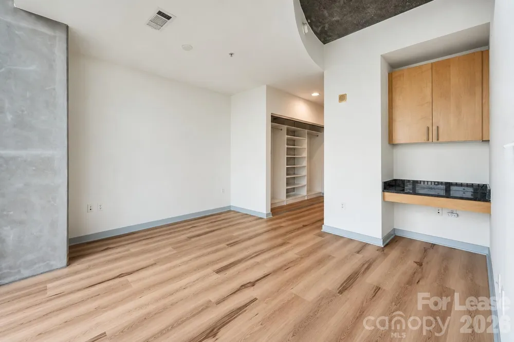210 Church Street #1204 Charlotte, NC 28202