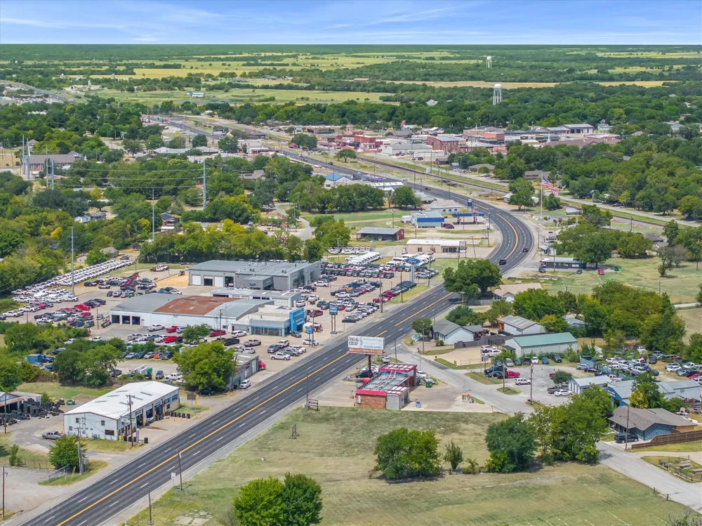 731 Houston Street Wills Point, TX 75169