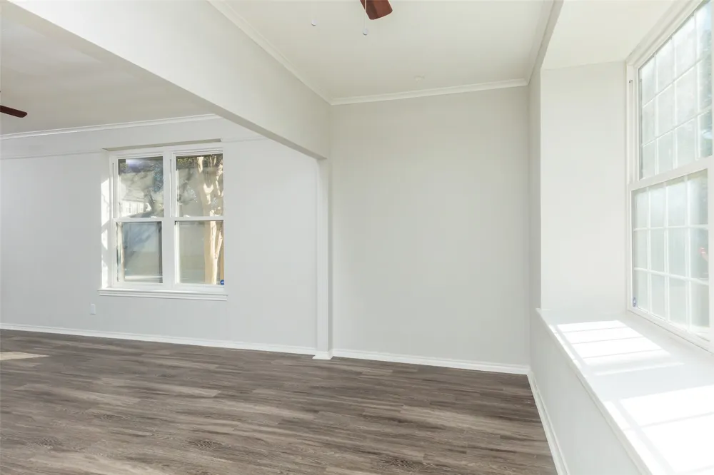 5700 Pershing Avenue Fort Worth, TX 76107