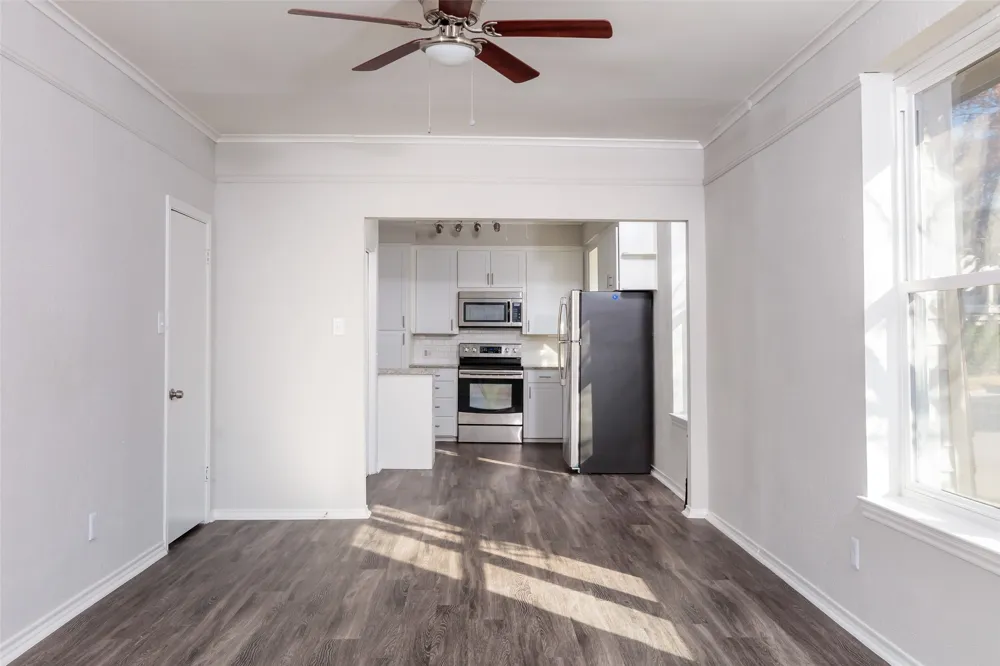 5700 Pershing Avenue Fort Worth, TX 76107