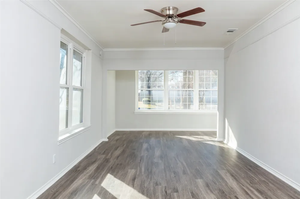 5700 Pershing Avenue Fort Worth, TX 76107