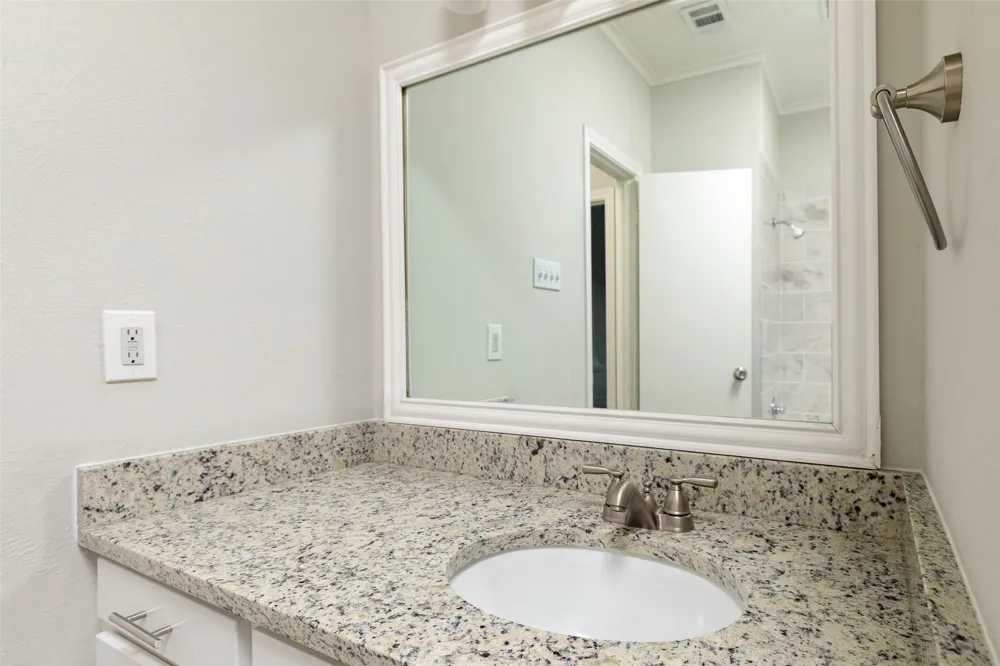 5700 Pershing Avenue Fort Worth, TX 76107