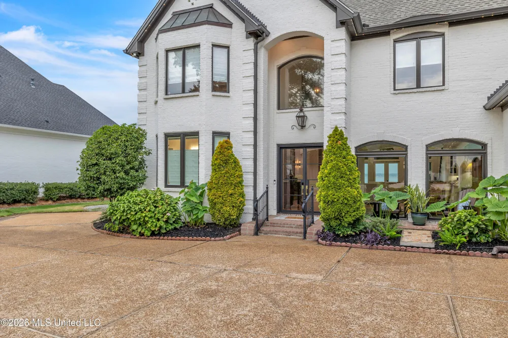 64 Grandview Circle Brandon, MS 39047