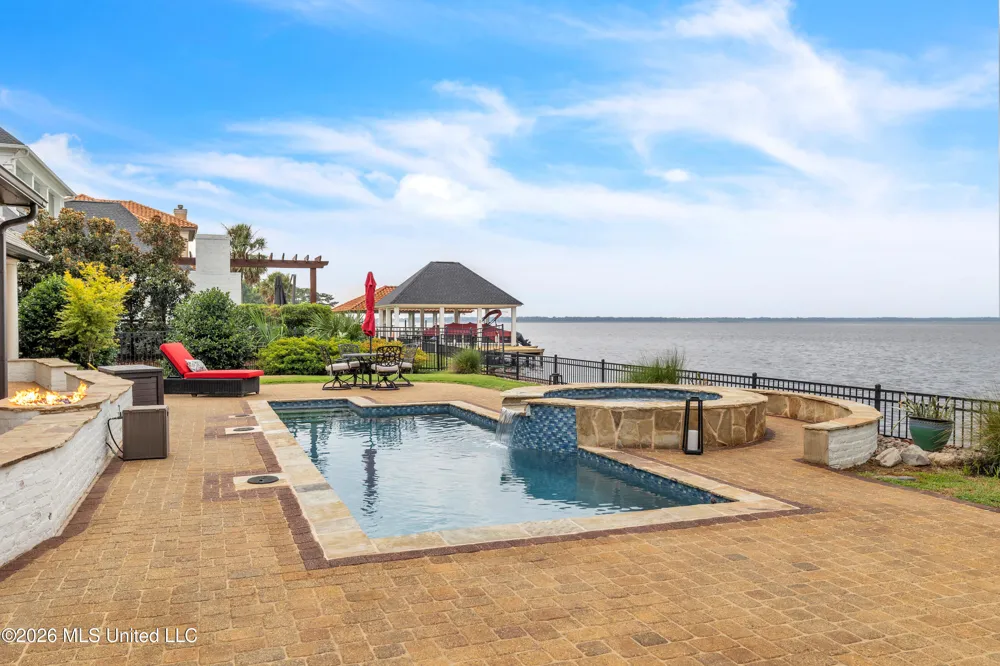64 Grandview Circle Brandon, MS 39047