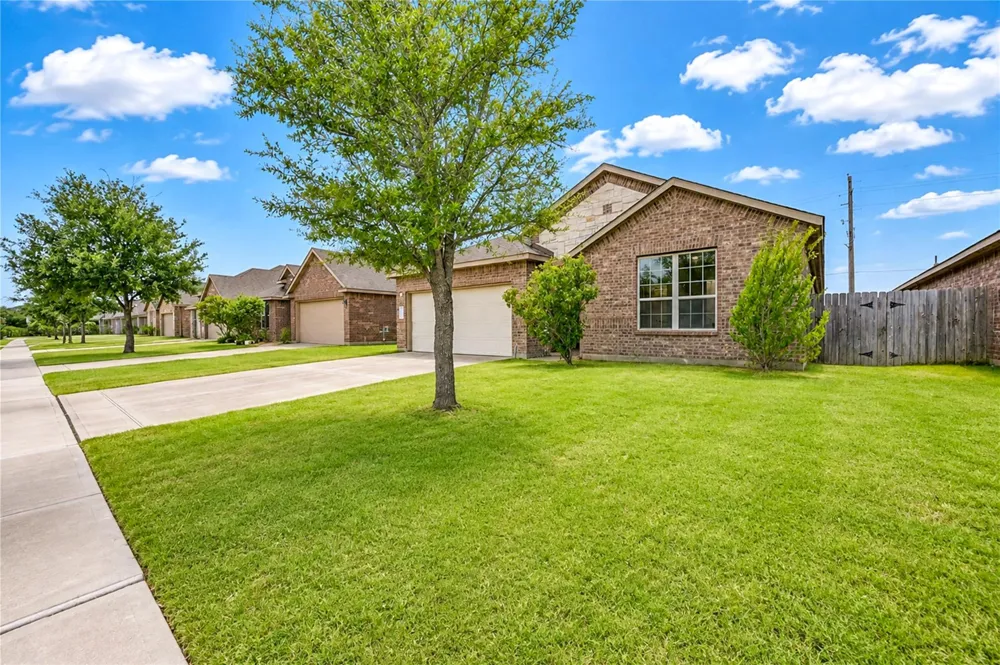 4427 Aversa Drive Katy, TX 77493