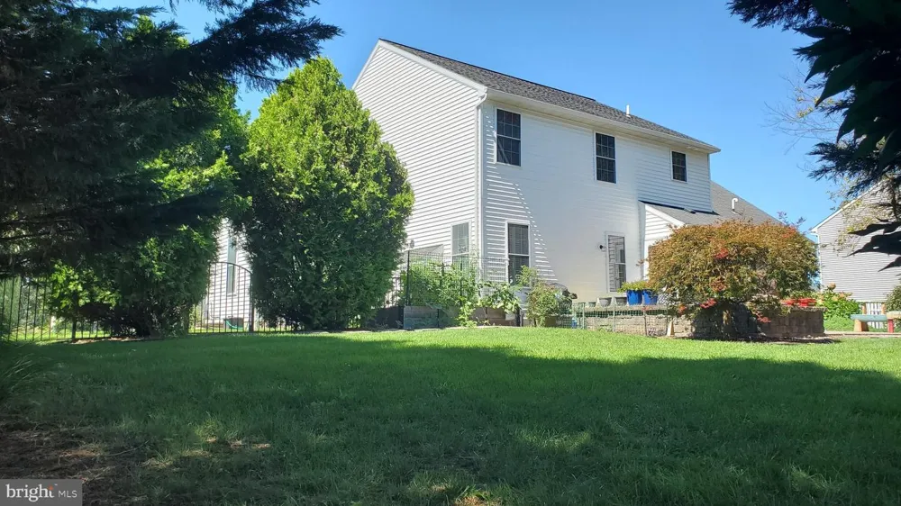 434 SWEETWATER DRIVE Palmyra, PA 17078