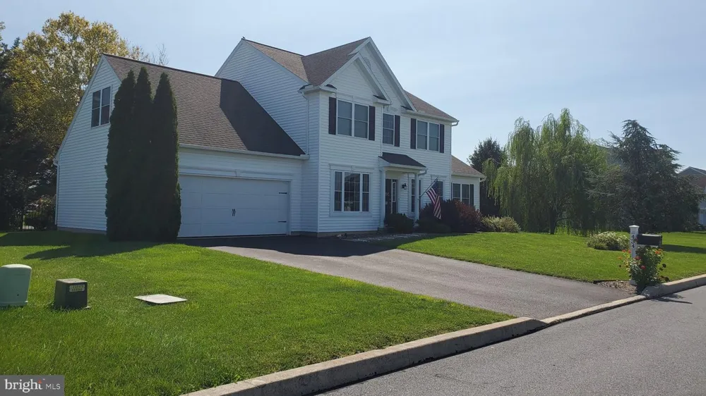 434 SWEETWATER DRIVE Palmyra, PA 17078