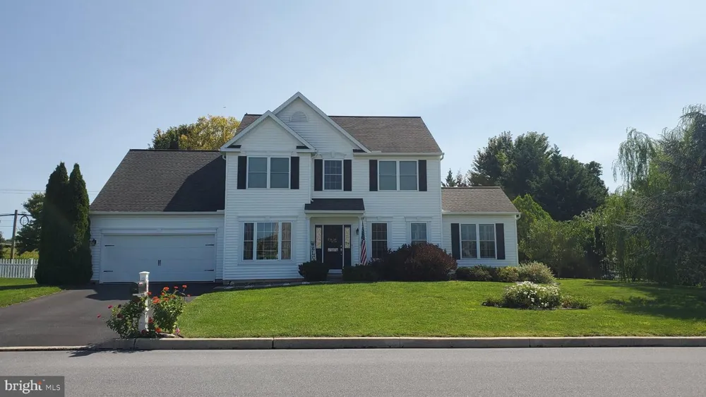 434 SWEETWATER DRIVE Palmyra, PA 17078