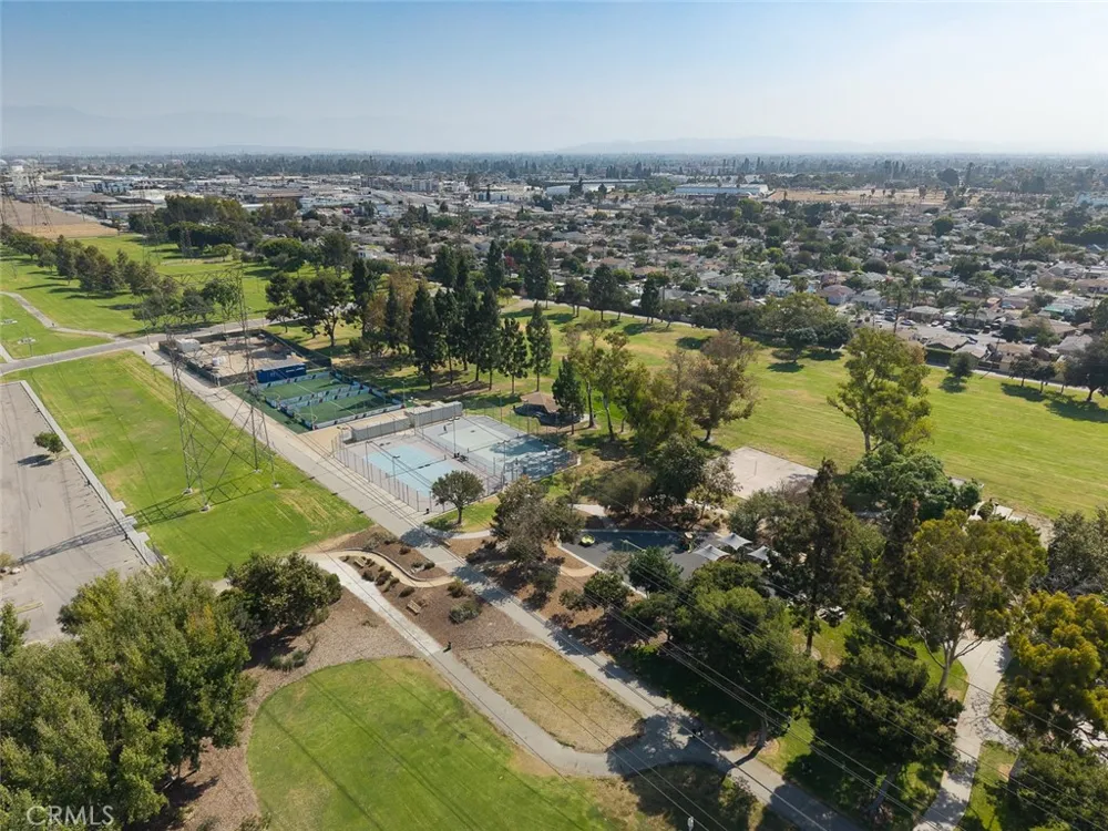 11333 Pennsylvania South Gate, CA 90280