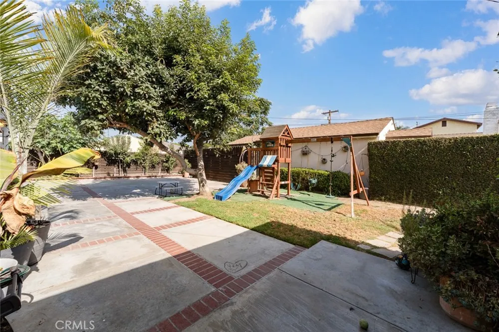 11333 Pennsylvania South Gate, CA 90280