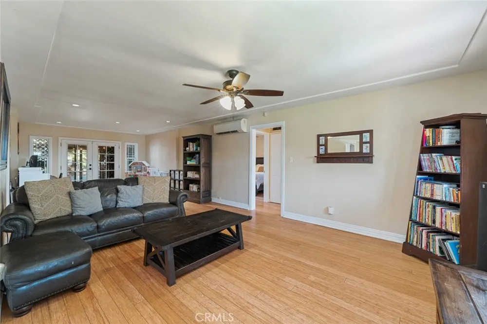 11333 Pennsylvania South Gate, CA 90280