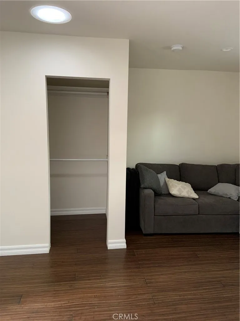 11333 Pennsylvania South Gate, CA 90280