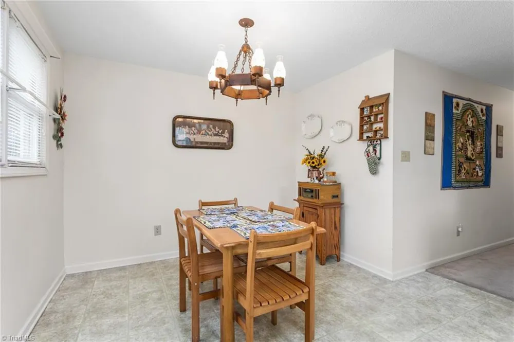 610 Larry Avenue Graham, NC 27253
