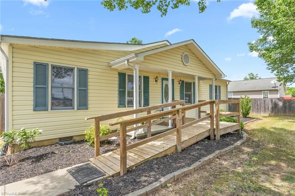 610 Larry Avenue Graham, NC 27253