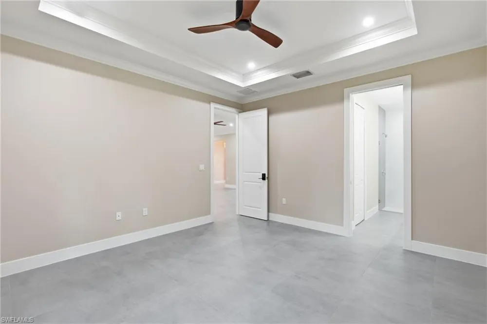 3692 8th Avenue SE Naples, FL 34117