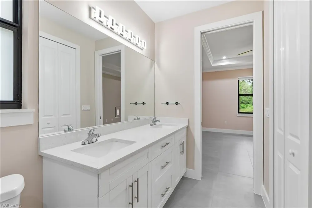 3692 8th Avenue SE Naples, FL 34117