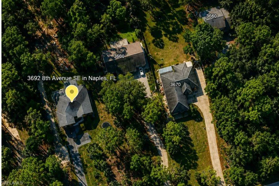 3692 8th Avenue SE Naples, FL 34117