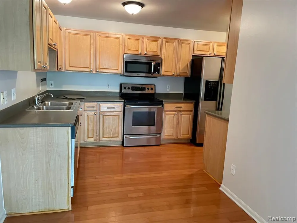 39514 Rockcrest Lane Northville Township, MI 48168