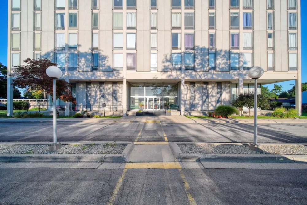 715 W Michigan Avenue #404 Jackson City, MI 49201